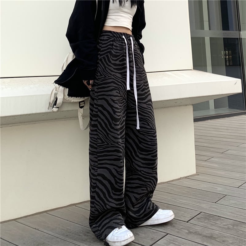 Casual Pants Image 1
