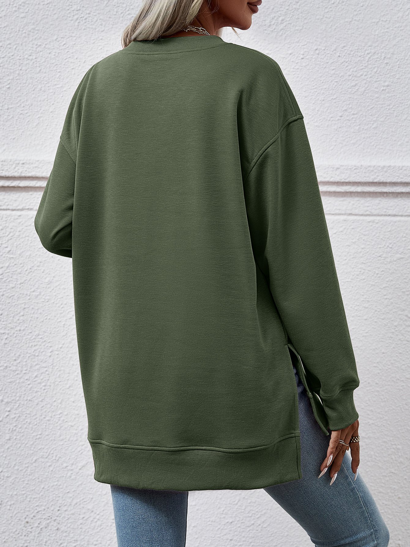 Sweater Image 9