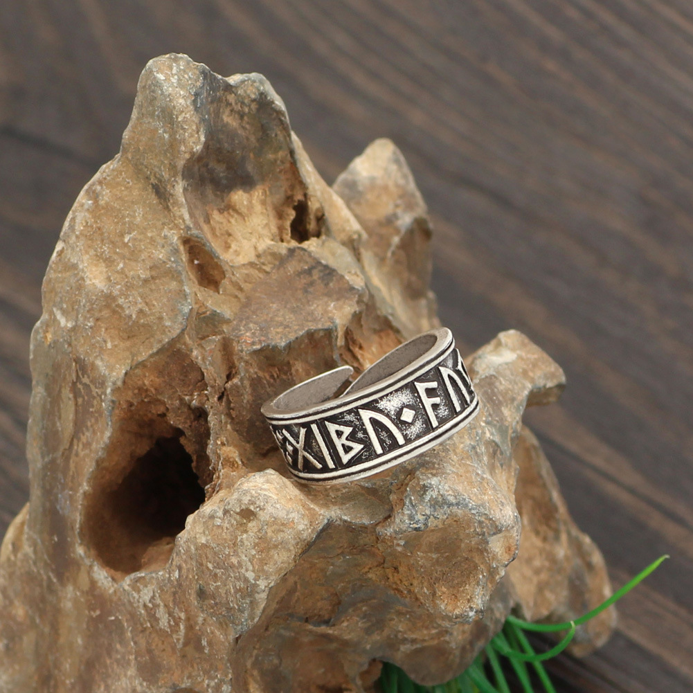 Nordic Viking ring detail