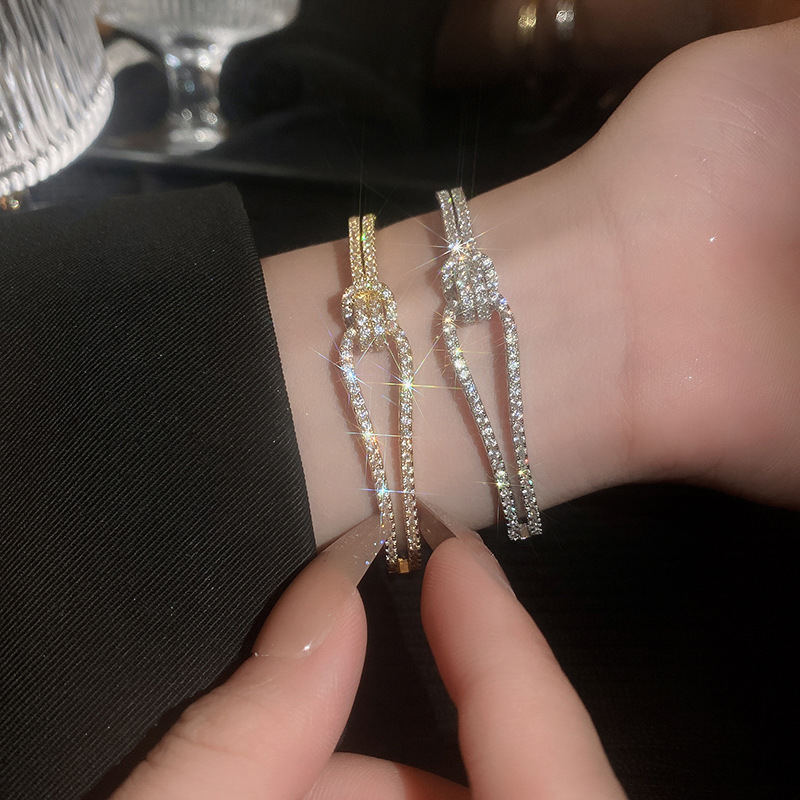 Fashion Zircon Geometric Cross Stitching Bracelet Image 7