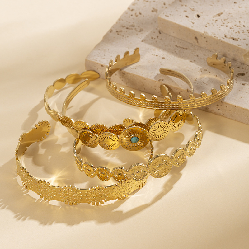 14K Gold Titanium Steel Hand Jewelry Image 4
