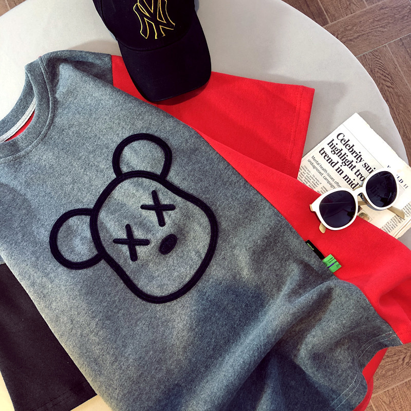 Cartoon Embroidery T-shirt Image 4