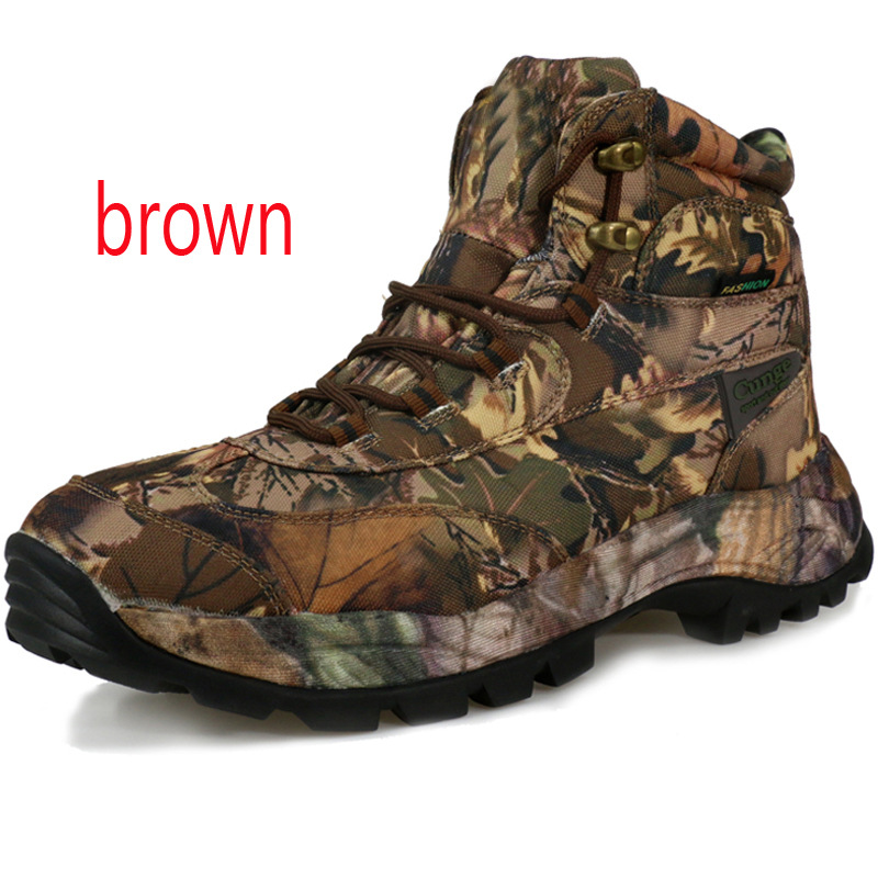 Off-road Hiking Boots - Lifestyle Image - Outdoor Adventure Tactical Footwear in Action