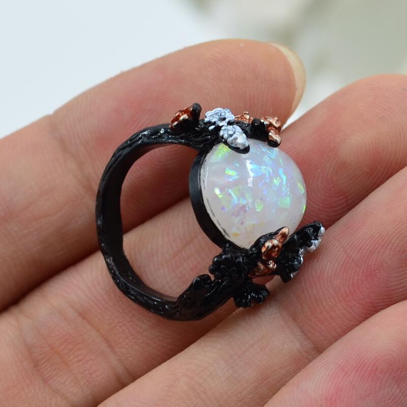Vintage Flower Opal Black Gold Ring 2