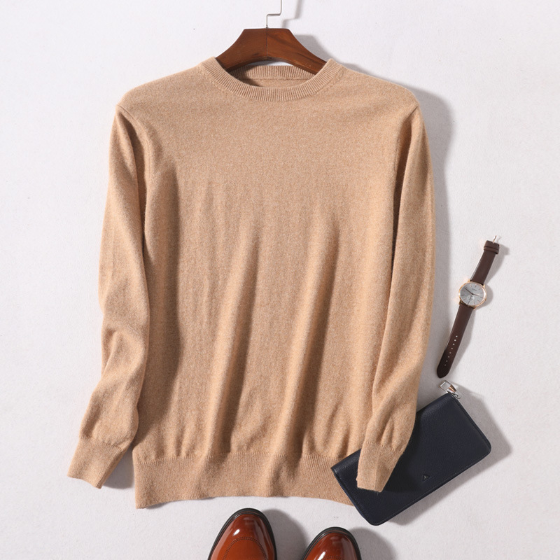 Men's Round Neck Pullover Sweater - Ribbed Hem