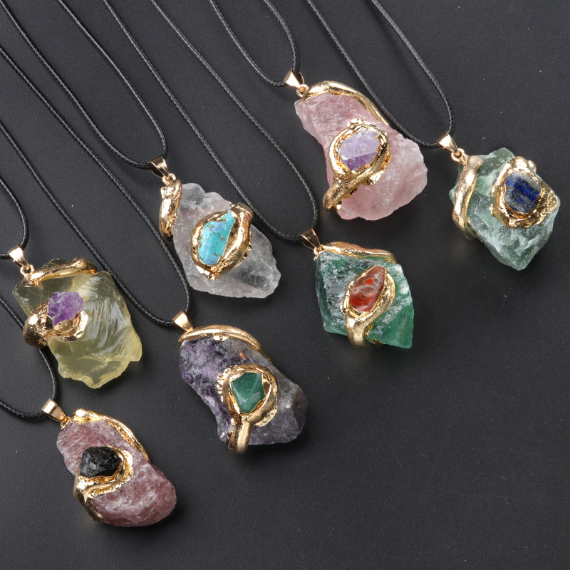 Oversized Gilding Crystal Stone Pendant Necklace - Image 4