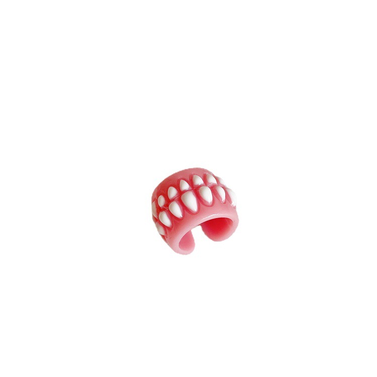 Fashionable Tooth Ring