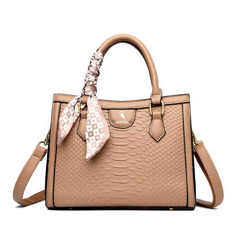 Handbag Image 10