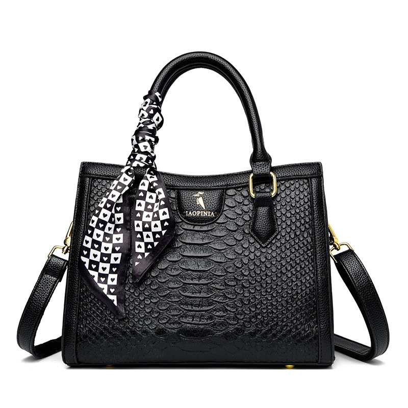 Handbag Image 4