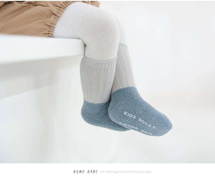 Socks Image 15