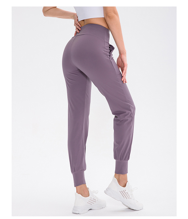 Yoga Pants Image 5