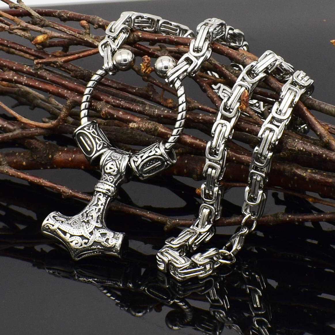 Viking Necklace Image 1