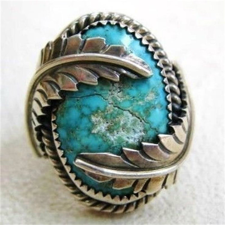 Stylish Turquoise Ring