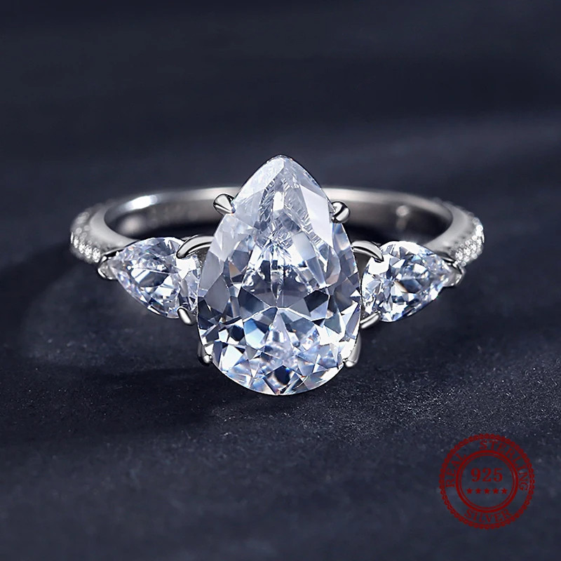 Drop-shaped Diamond Ring 4