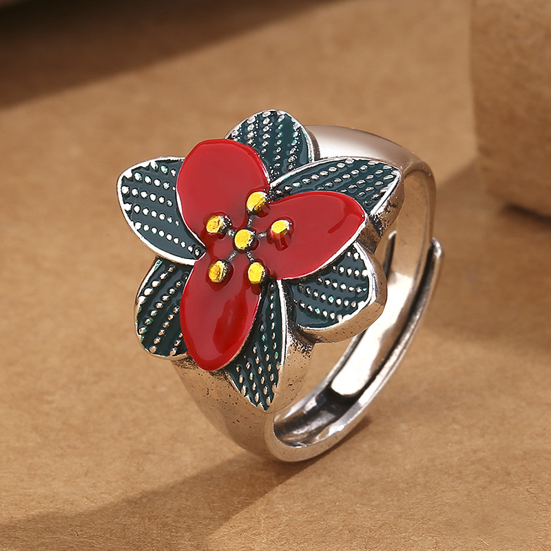 Women's Fashion Narcissus Silver Ring Image 3