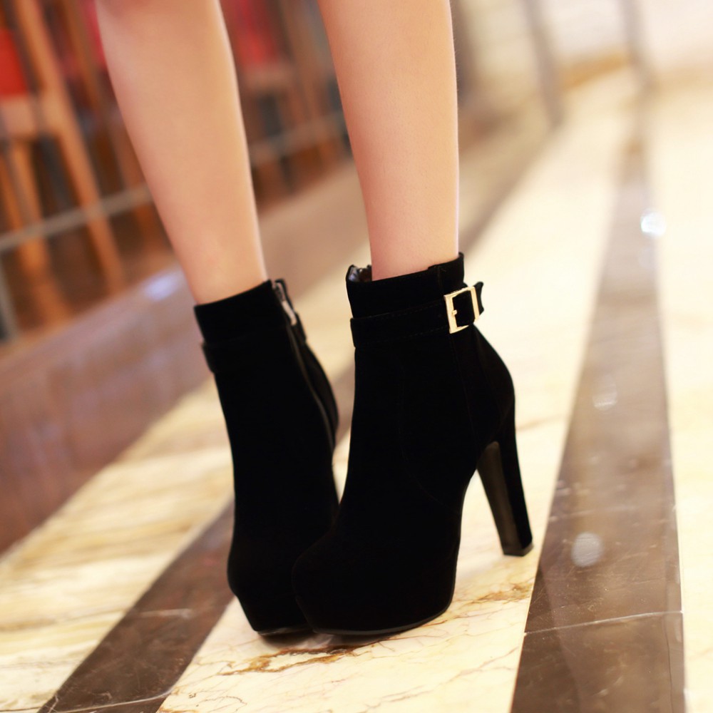 Stylish Suede Material