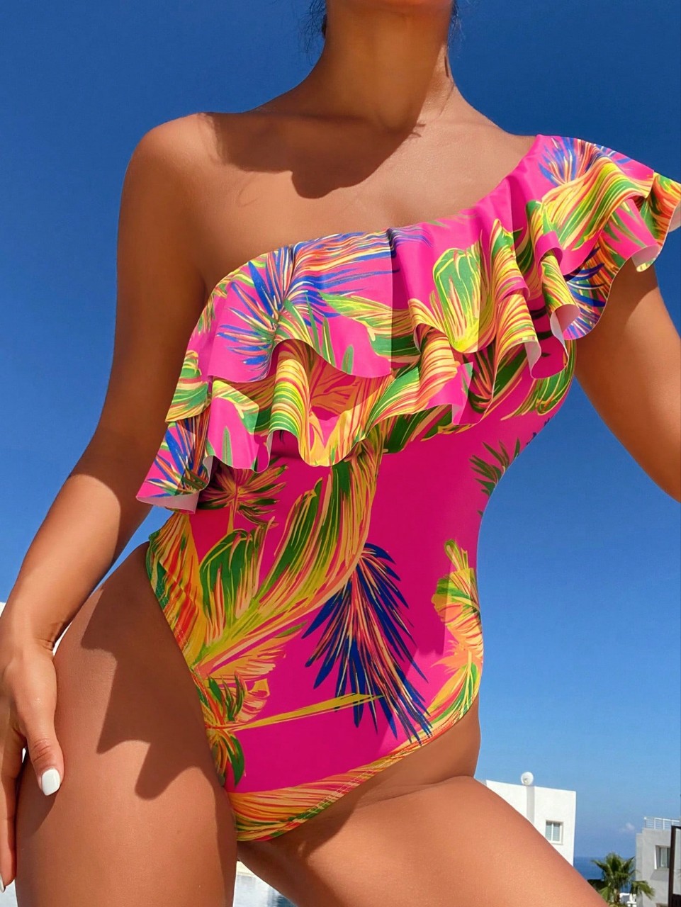 Leaf Edge Swimwear Image 4