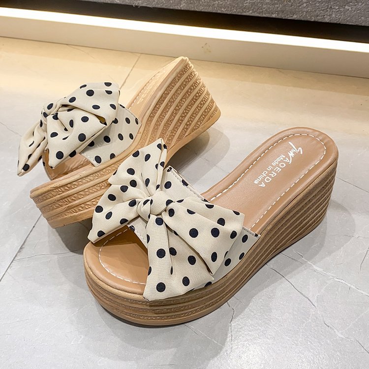 Wedge Toe Slippers