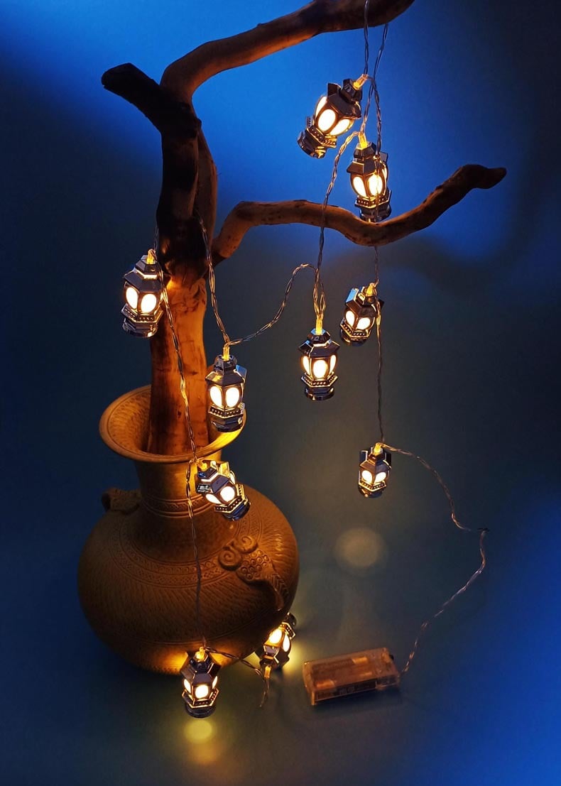 Lighting Chain