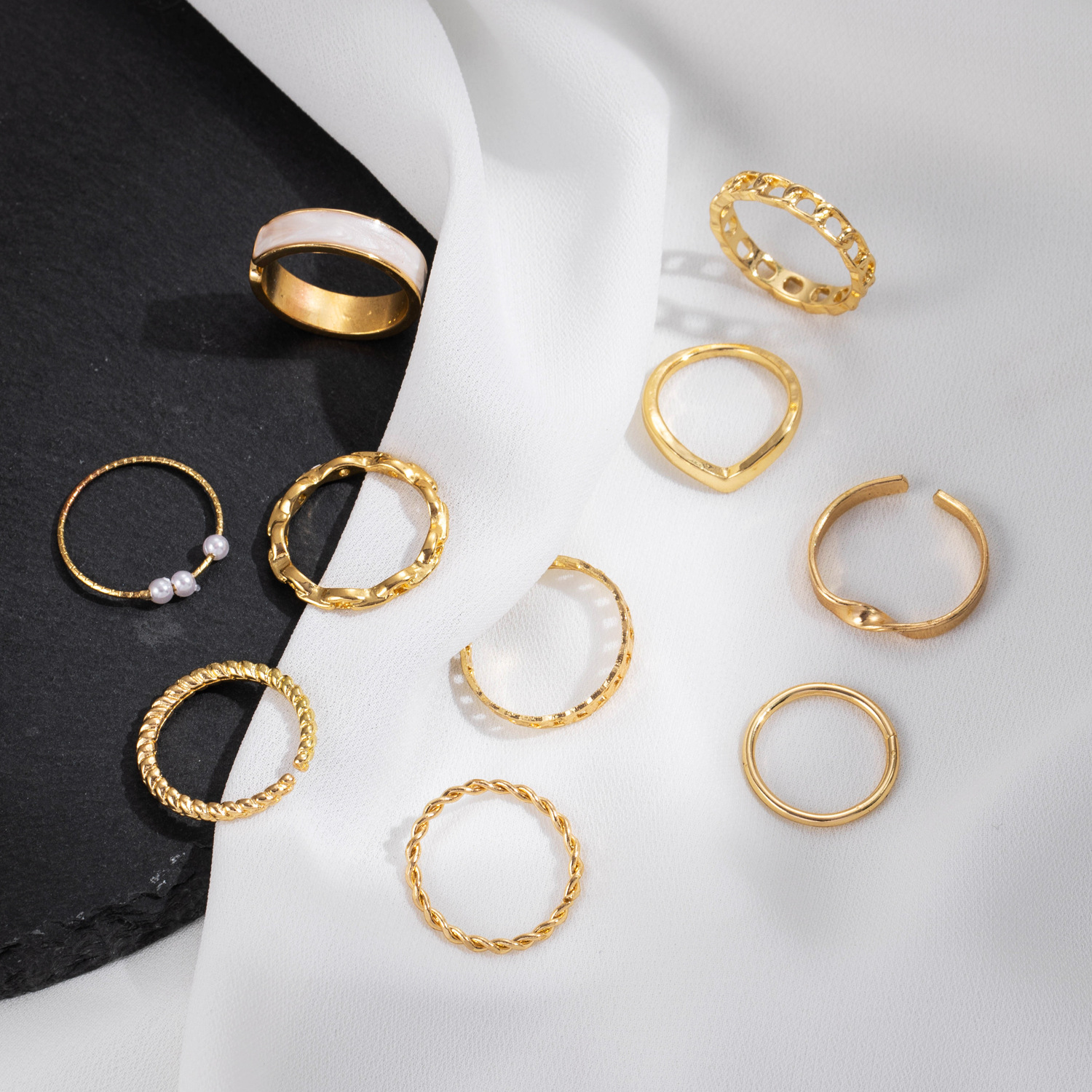 Trendy Geometric Design