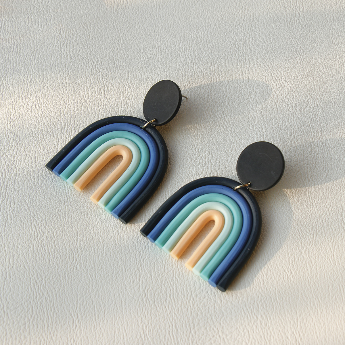 Earrings Image 4