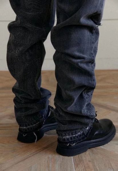 Stylische Distressed-Jeans