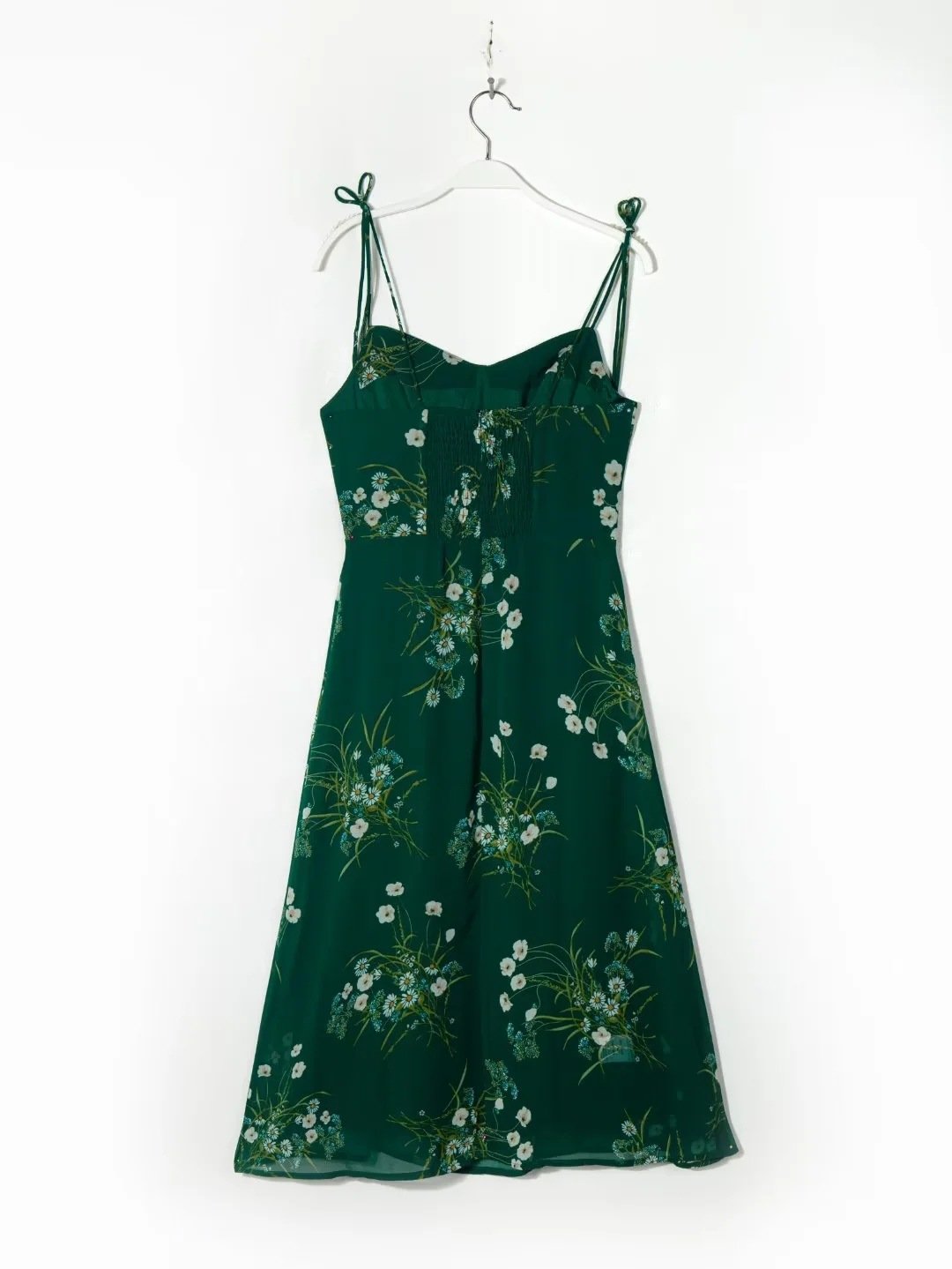 French Retro Dress - Styled Look