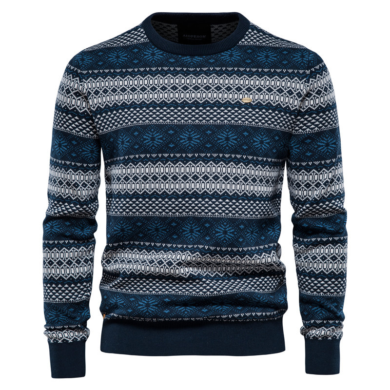 Men's Knitted Sweater Image 2