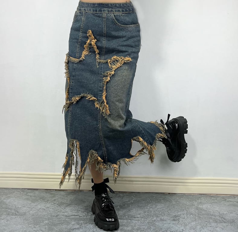 Skirt Detail 4