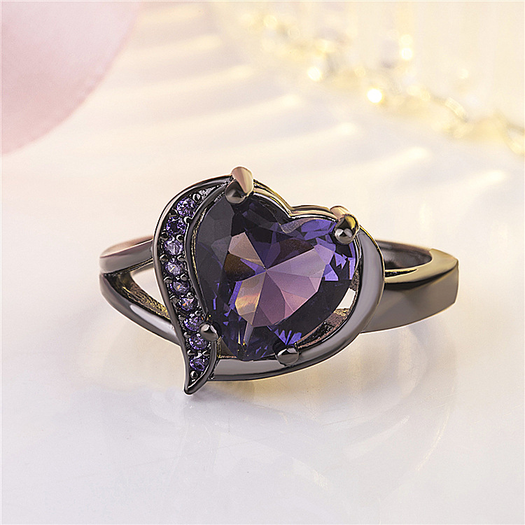 Love Heart-shaped Ring 7