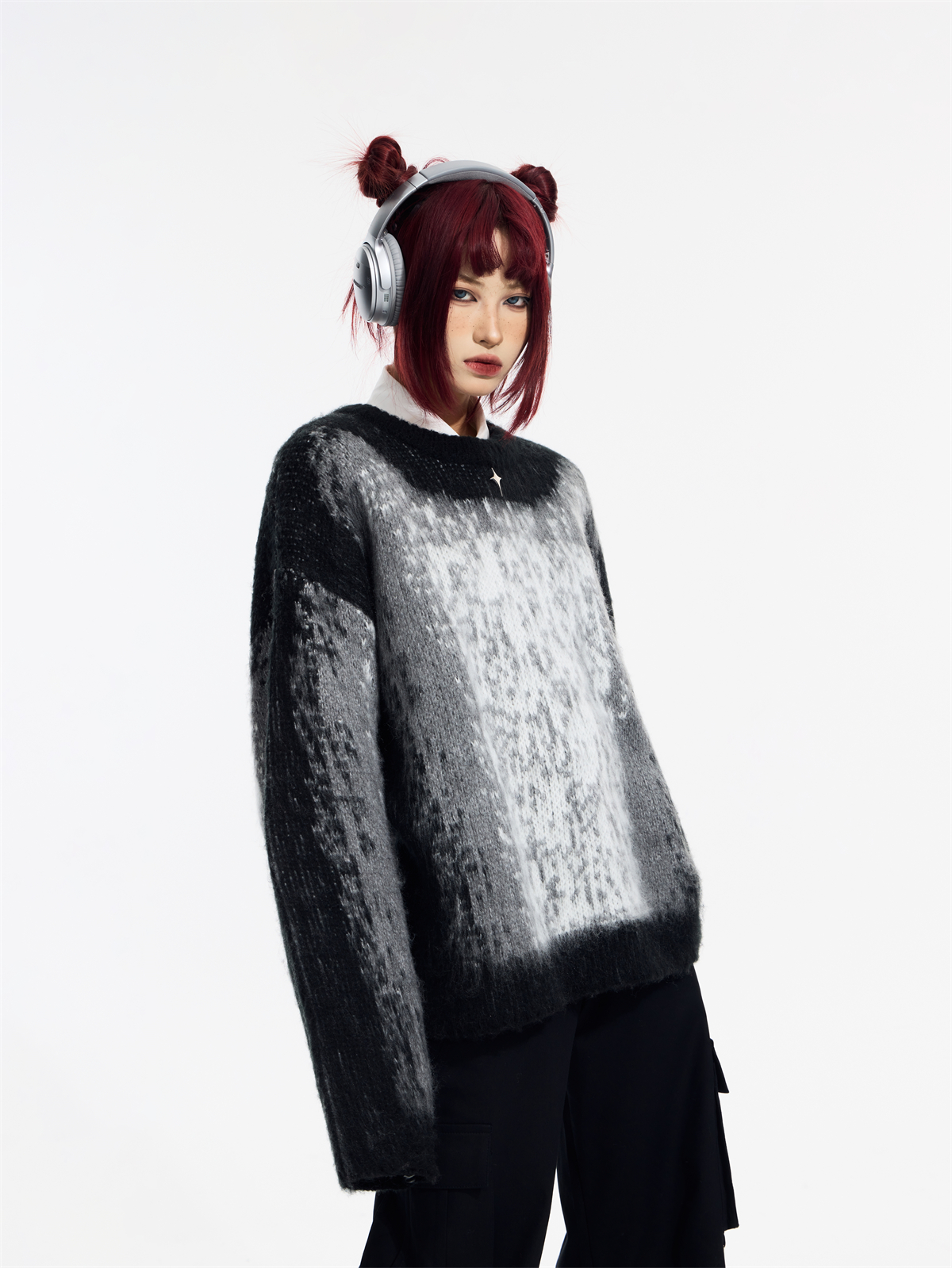 Gradient Design Super Warm Sweater - Image 8