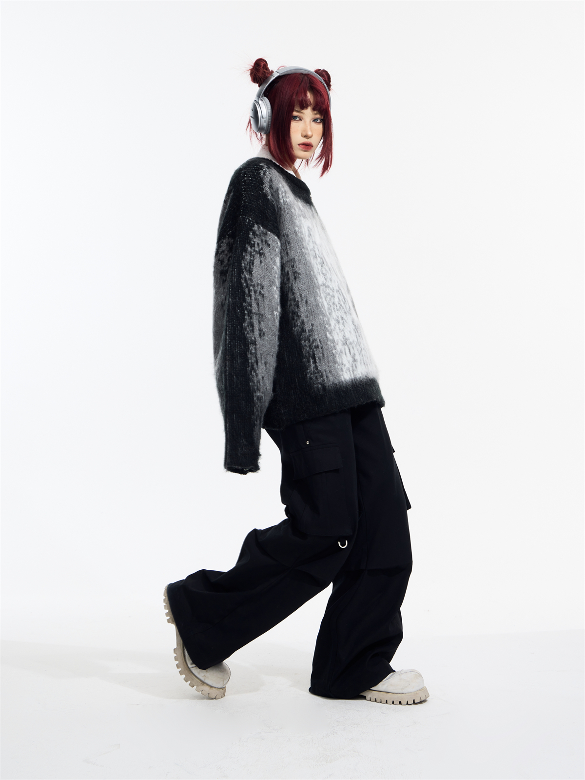 Gradient Design Super Warm Sweater - Image 14