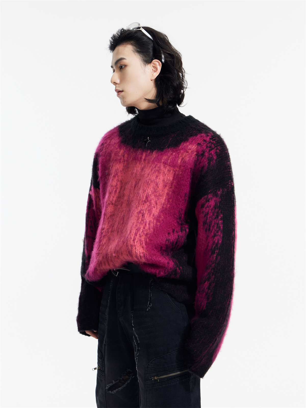 Gradient Design Super Warm Sweater - Image 3