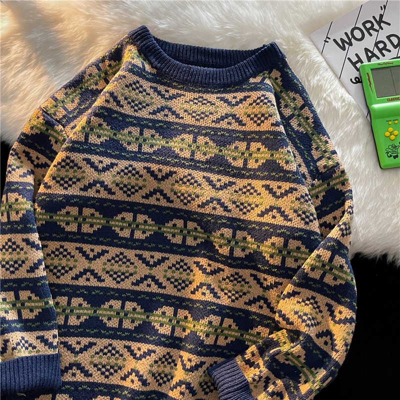 Men's Loose Retro Ethnic Leisure Warm Sweater Image 3