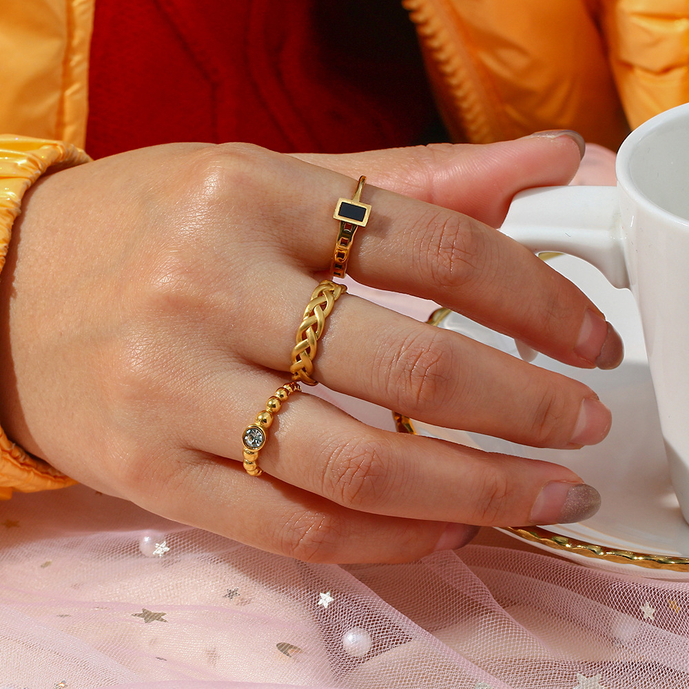 Zennie Gold Ring Image 3