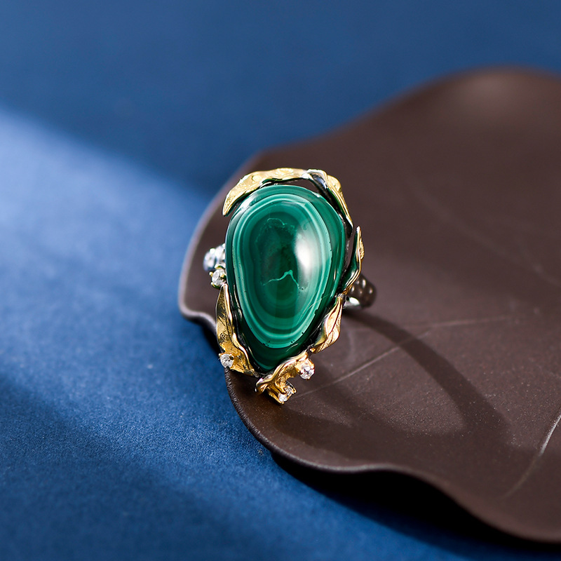 S925 Silver Tree Leaf Edge Inlaid Malachite Ring Image 1