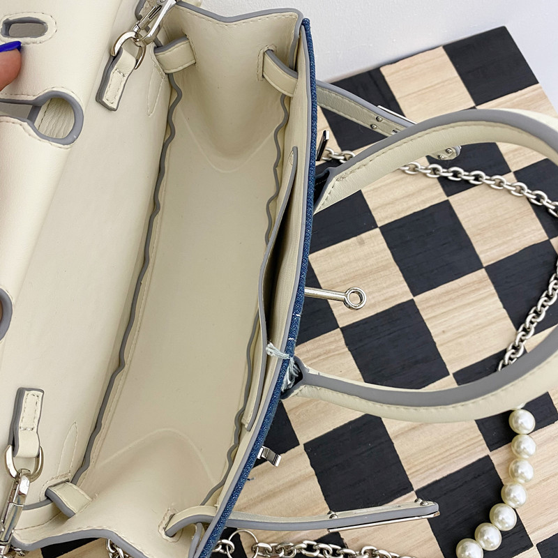 Women's Denim Handbag Image 4