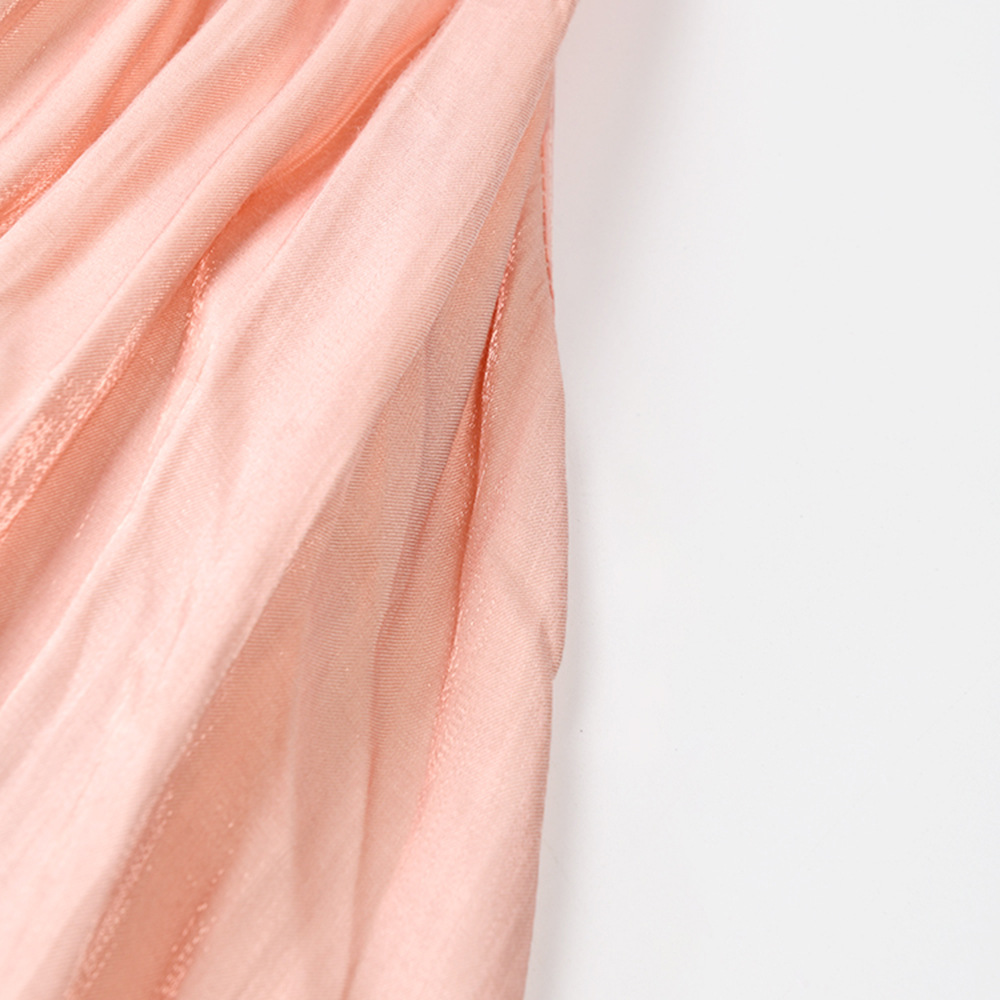 Taille-strakke, middellange jurk