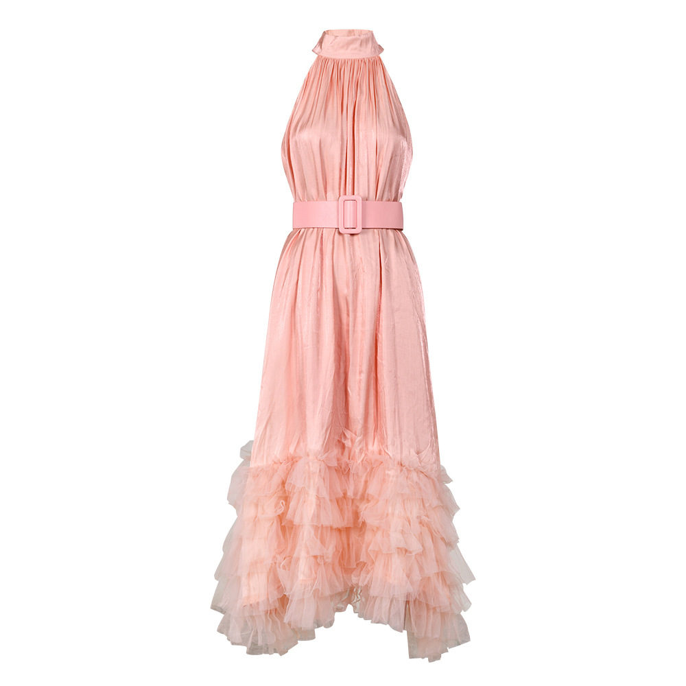 Taille-strakke, middellange jurk