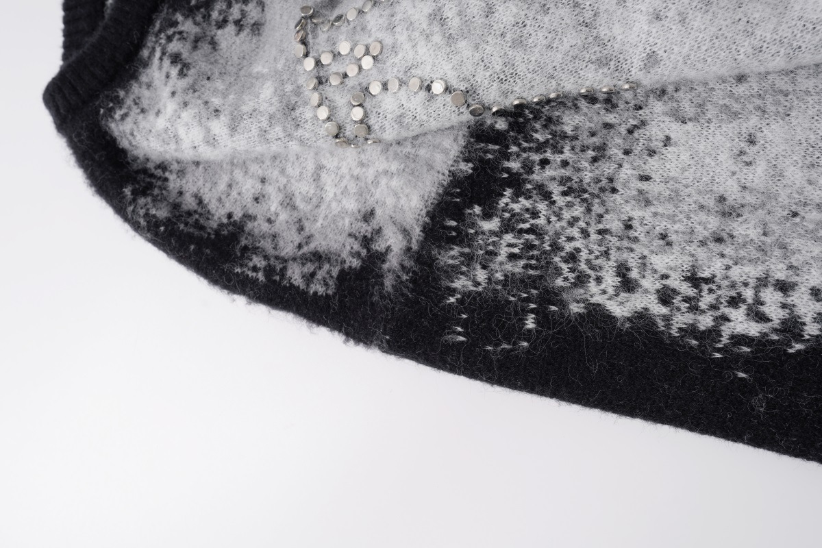Knitwear Image 19