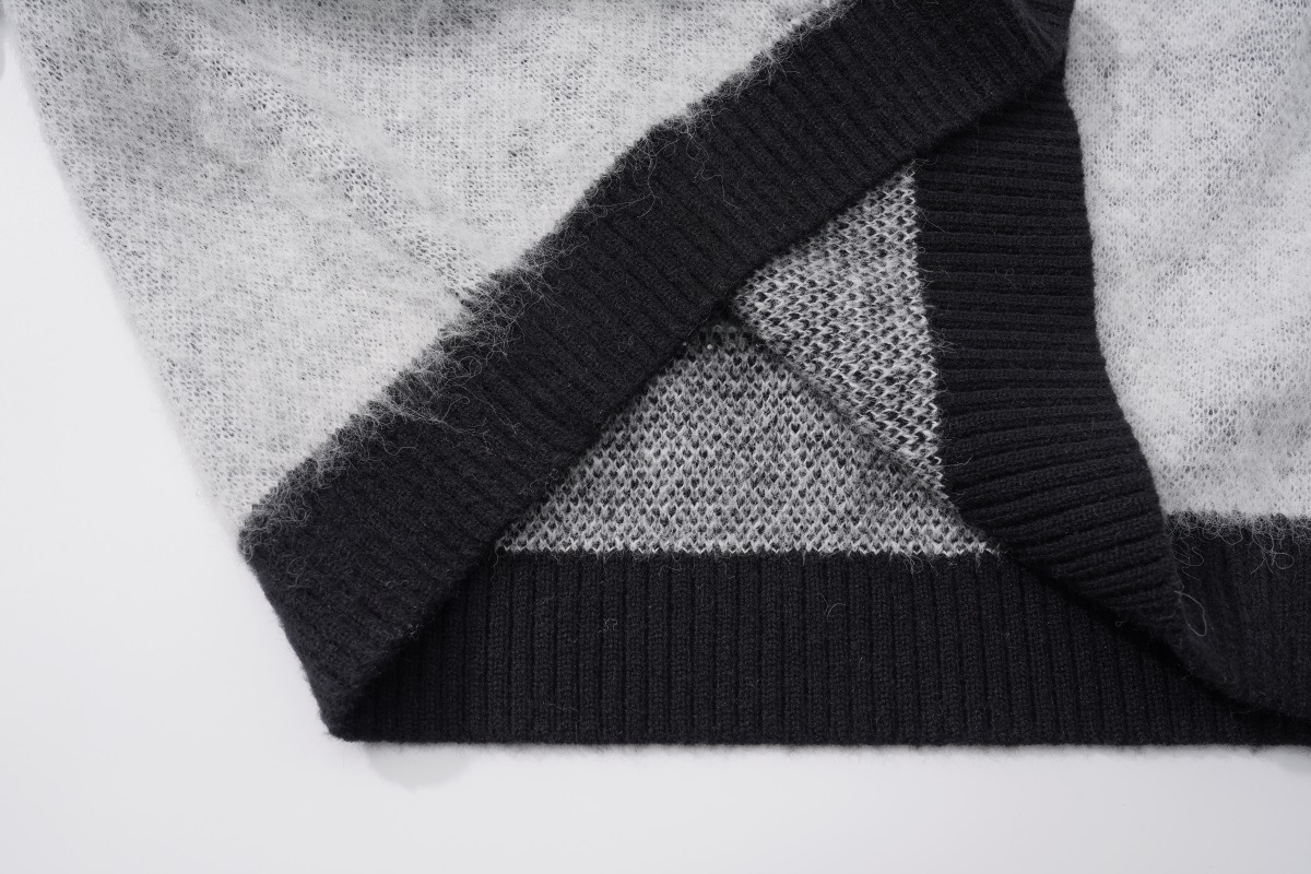 Knitwear Image 5