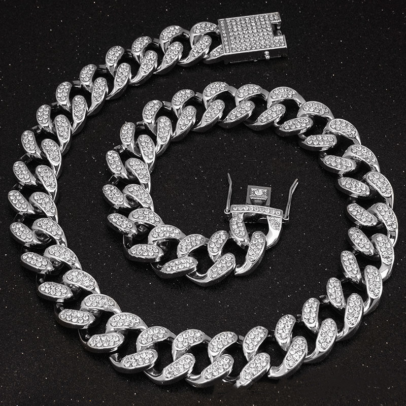 Diamond Golden Dog Collar Image 3