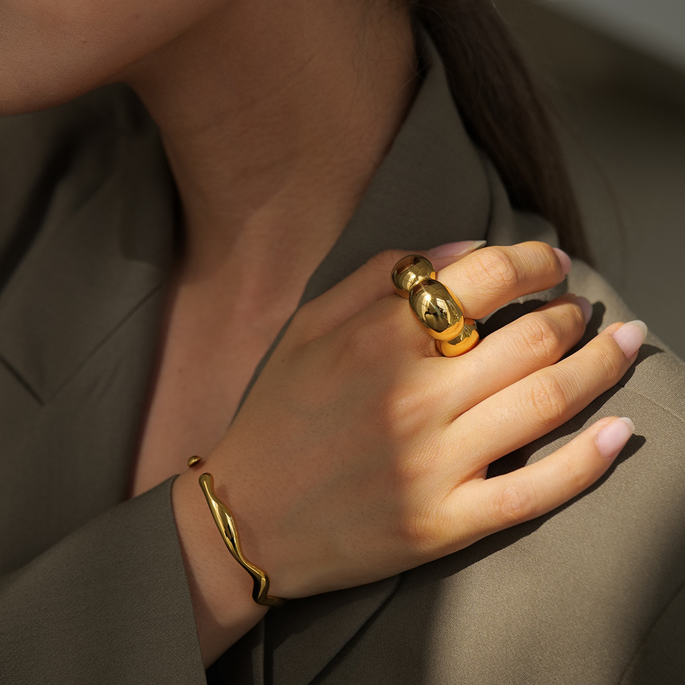 Eloise Gold Ring Image 3
