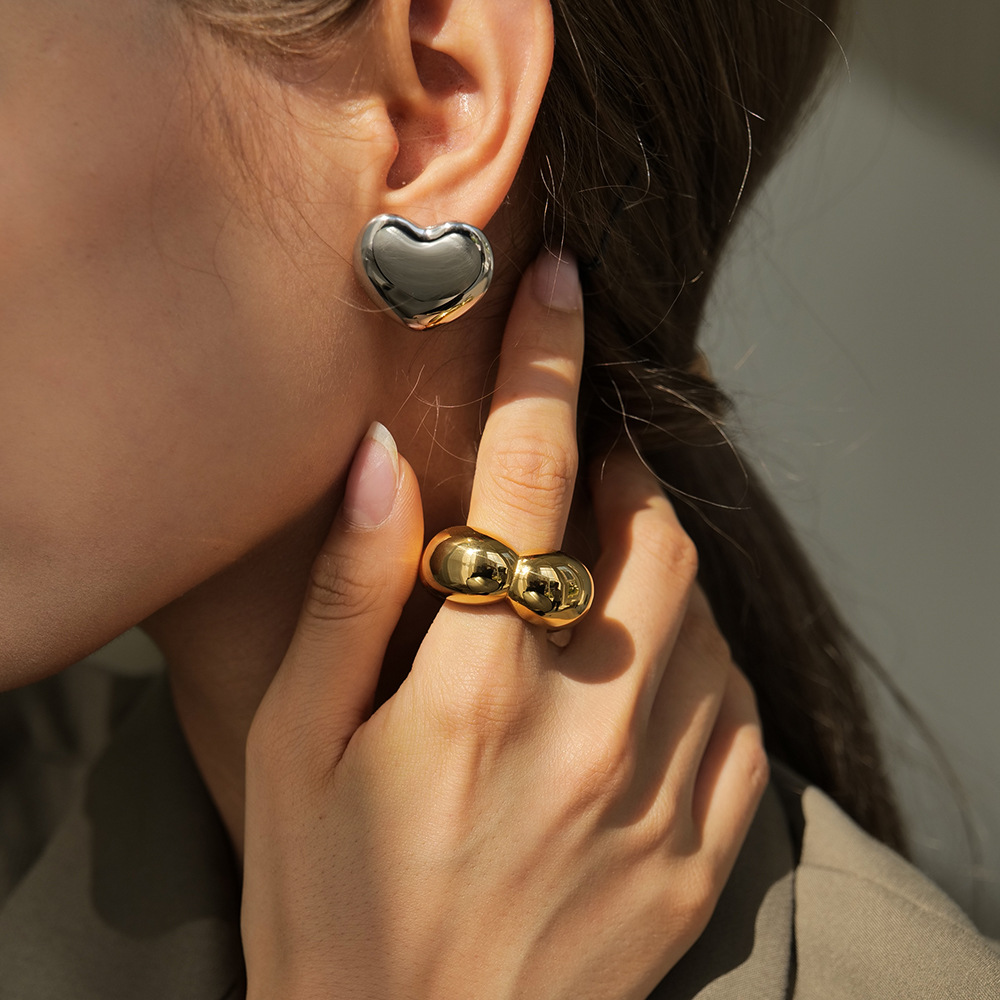 Eloise Gold Ring Image 4