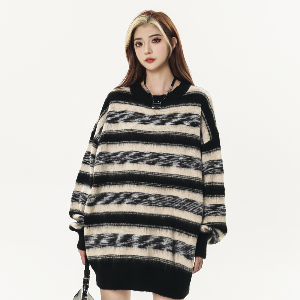 Sweater Variation 14