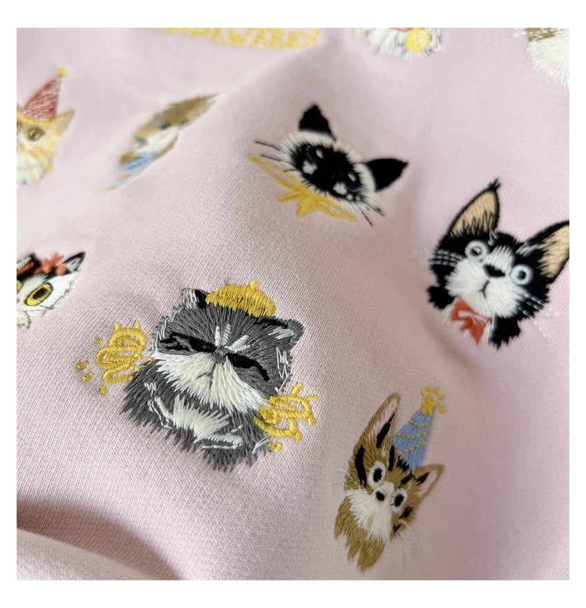 Sweater Image 12