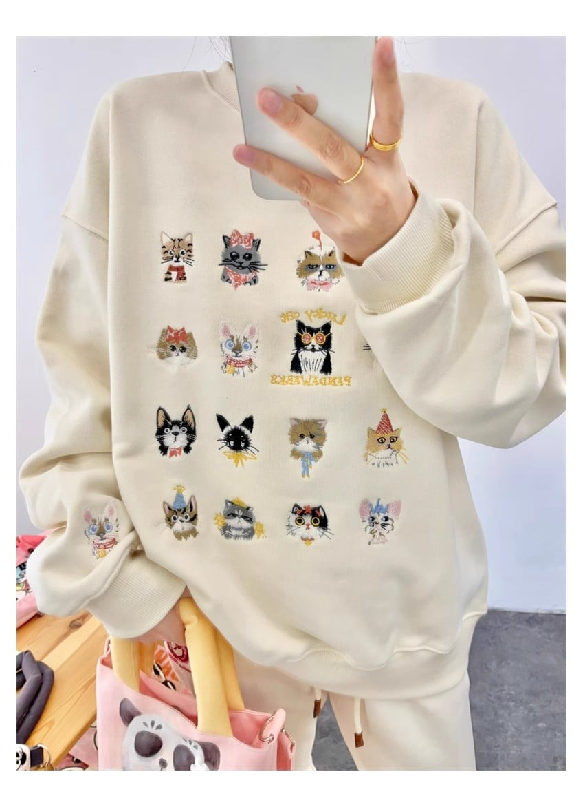 Sweater Image 10