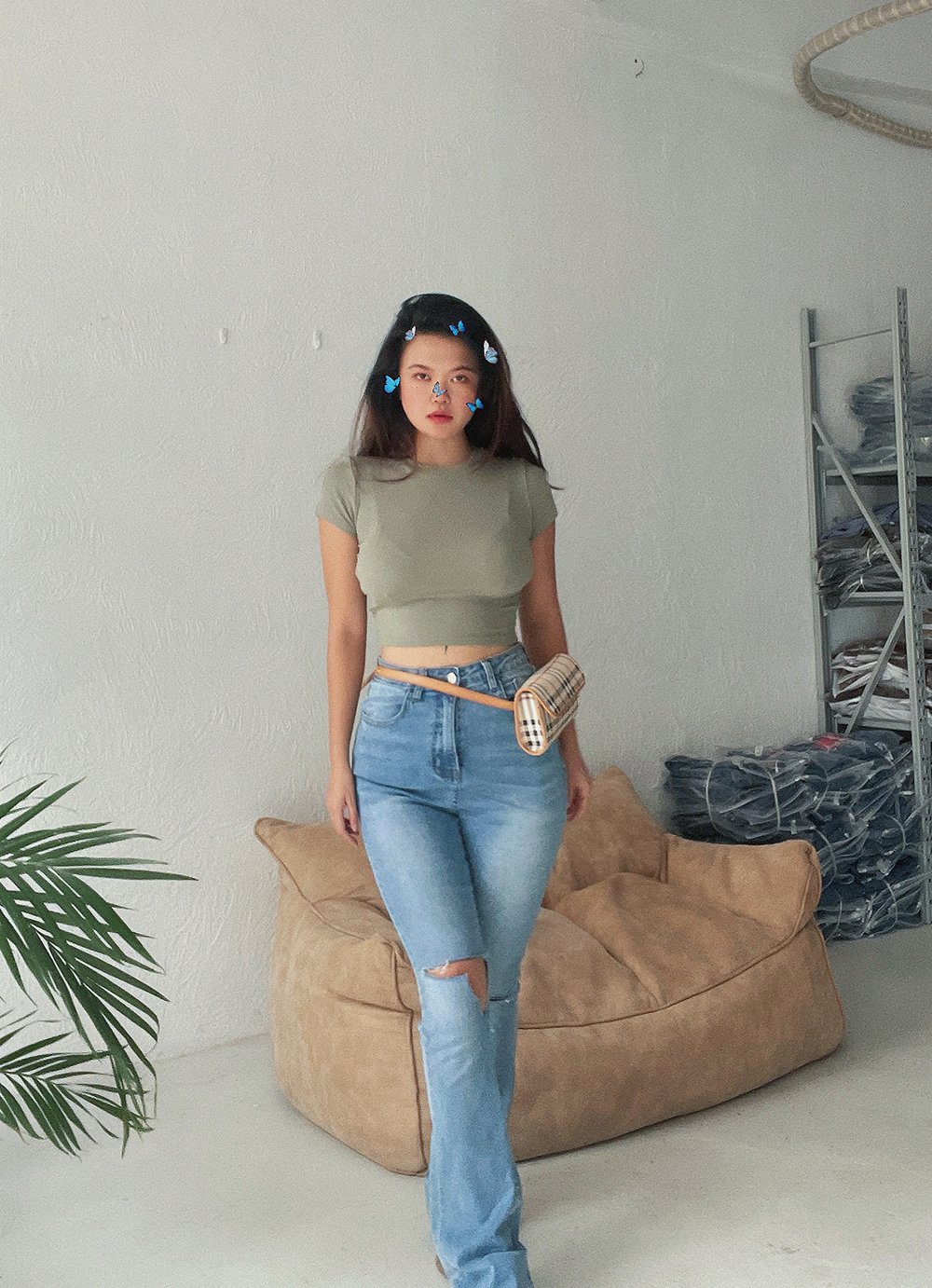 Irregular Hole Super High-rise Jeans 14