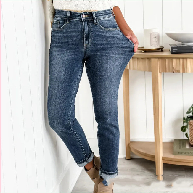 High Grinding Elastic Plus Size Women's Jeans 5