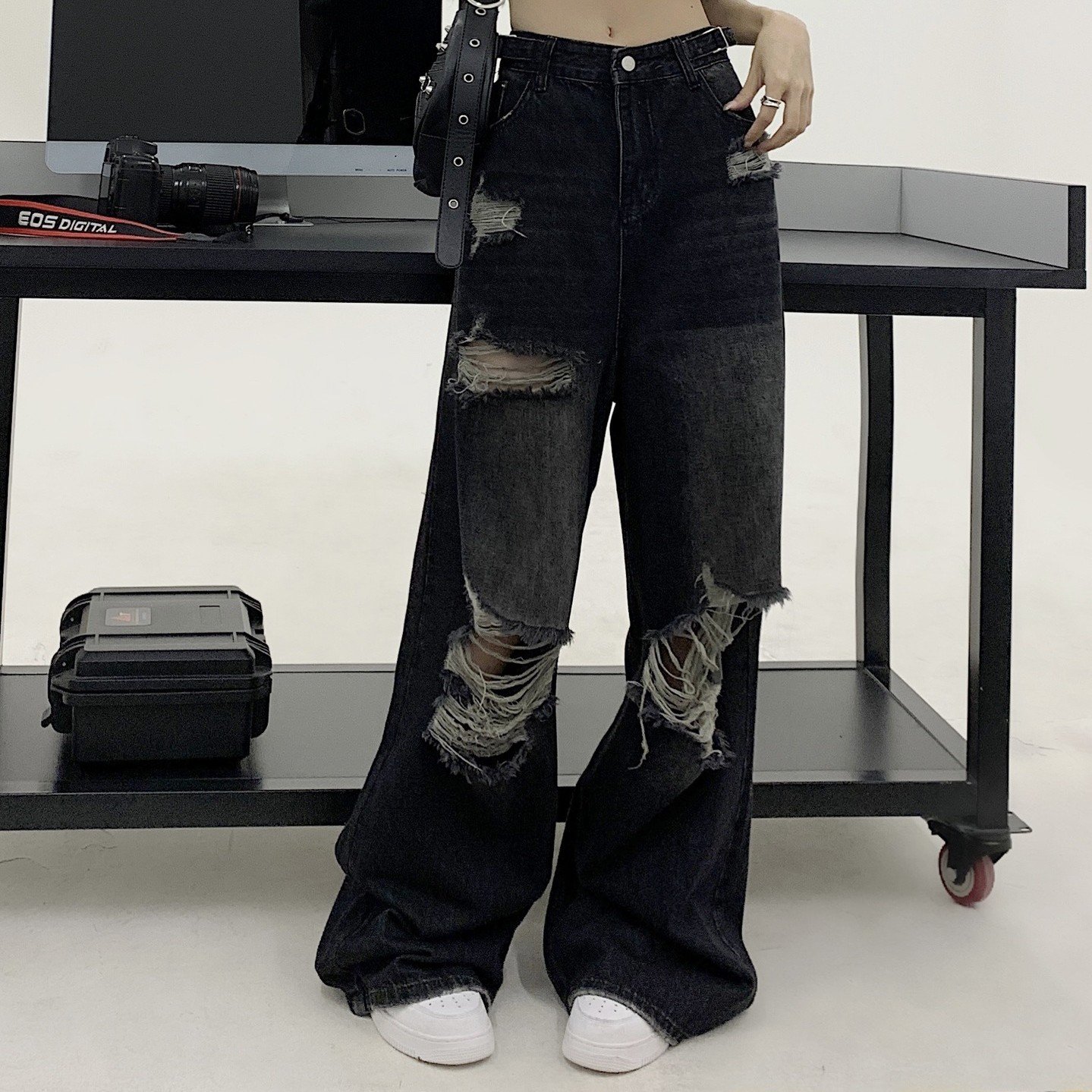 Casual Look with Black Ripped Jeans